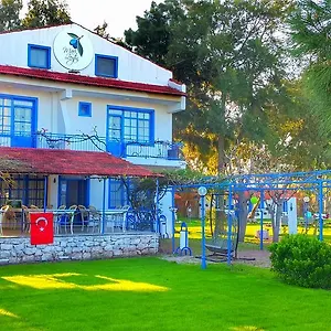 Mavi Zeytin Butik Oda ve Kahvaltı Seferihisar